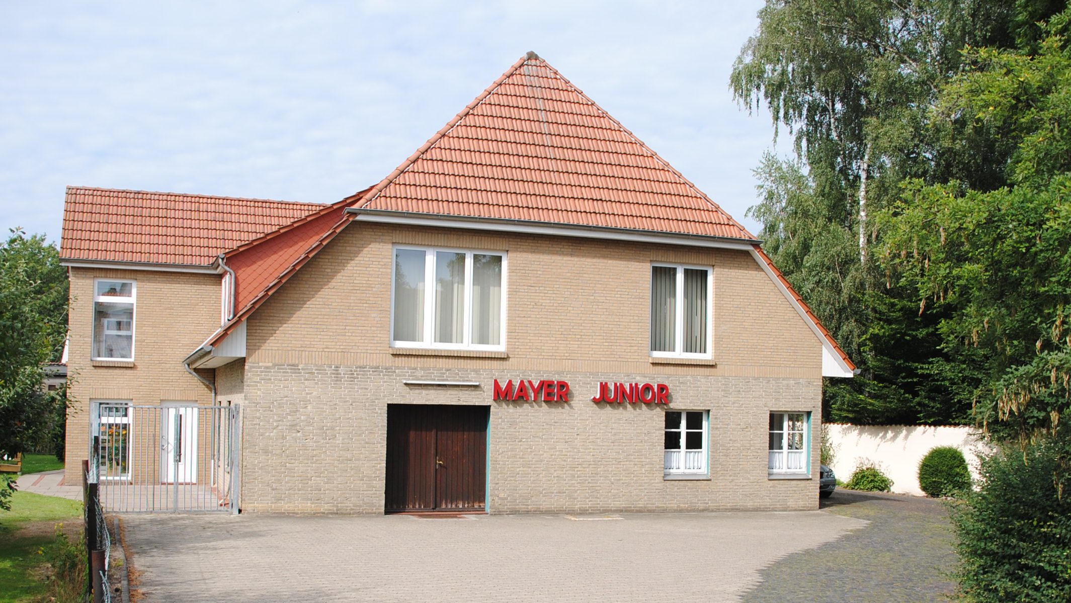 Mayer Junior Home of the Schokokuss